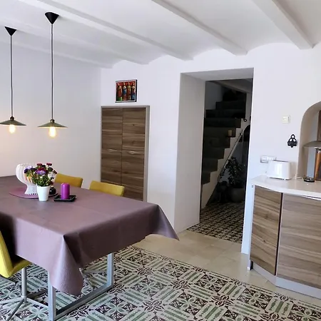 Town House Deluxe Sea View Holiday home *