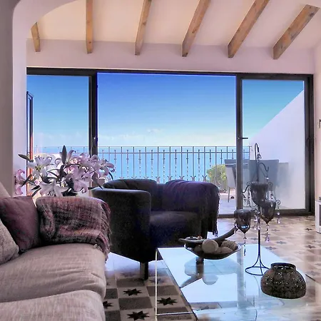 Town House Deluxe Sea View Holiday home